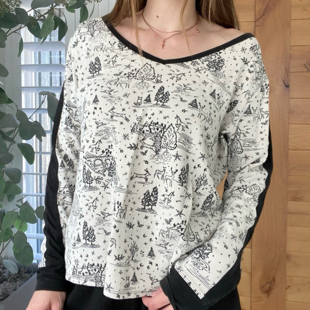 Victorias Secret pajama top
